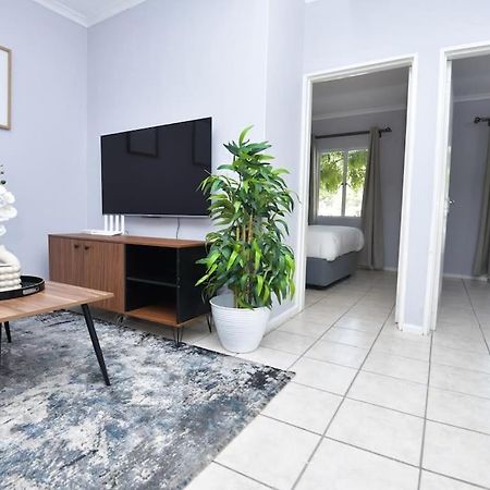 Comfy Hatfield Appartment Pretoria-Noord Exteriör bild